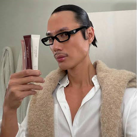 Major Moisture Smoothing Lip Balm