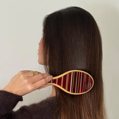 FLAT BRUSH IN NIGHTCAP