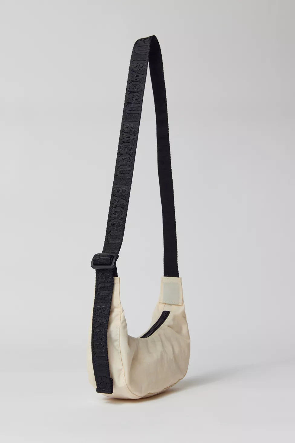 BAGGU Mini Nylon Crescent Bag