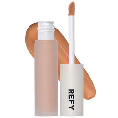 Brightening and Blurring Serum Concealer with Plant-Derived Squalene