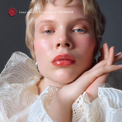 Le Chouchou Exfoliating + Softening Peptide Lip Balm