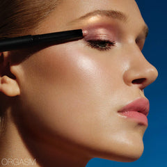 Total Seduction Smudge-Proof Eyeshadow Stick