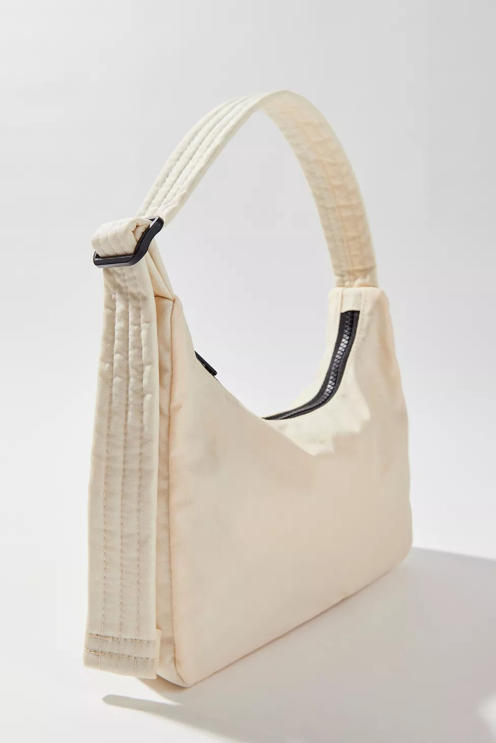 PREORDEN BAGGU Mini Nylon Shoulder Bag